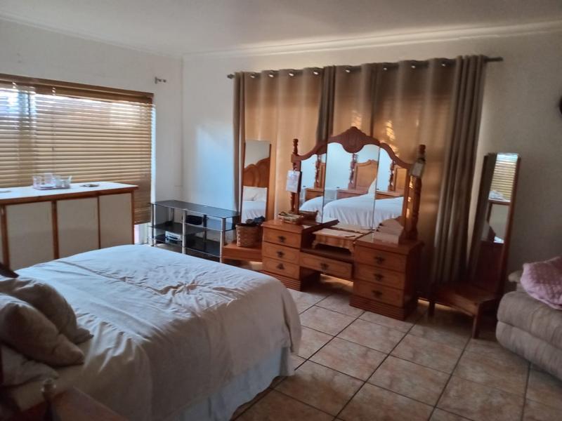 6 Bedroom Property for Sale in Joubertina Rural Eastern Cape